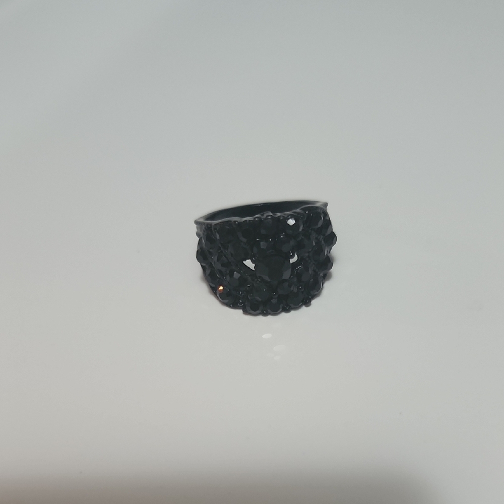 Black Beaded Ring #139